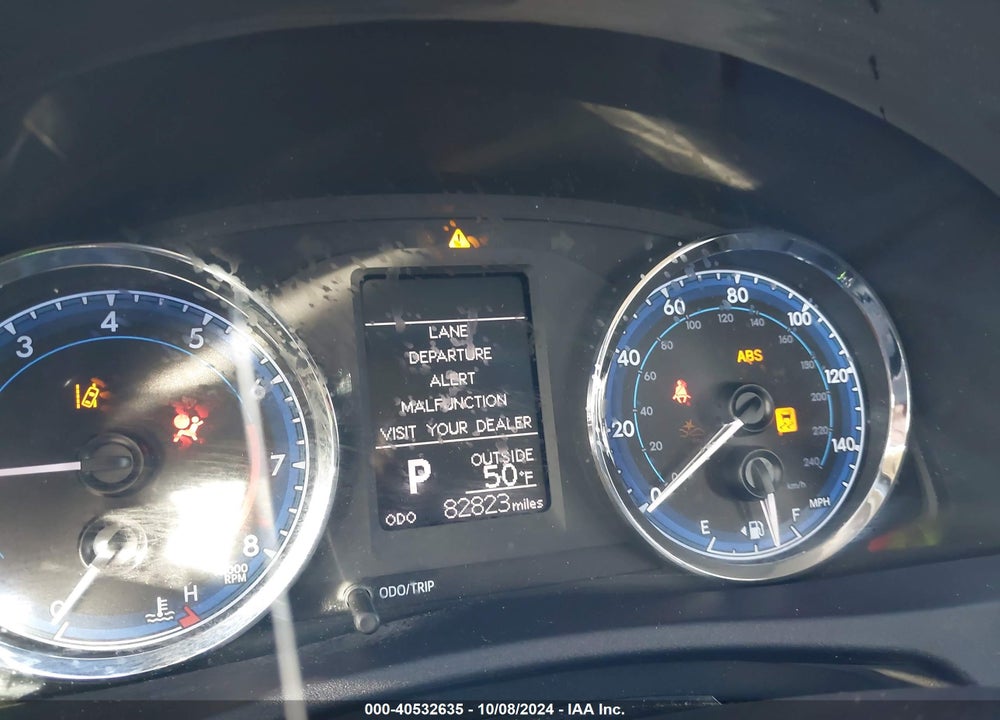 2018 TOYOTA COROLLA LE VIN: 2T1BURHE7JC978844