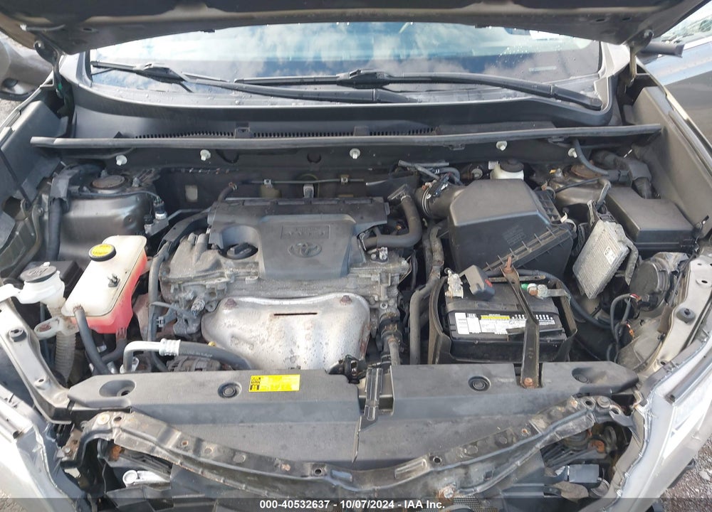 2015 TOYOTA RAV4 LE VIN: 2T3BFREV7FW243602