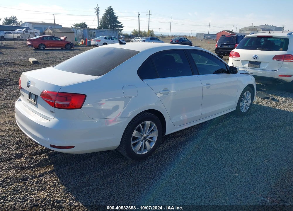 2015 VOLKSWAGEN JETTA 1.8T SE VIN: 3VWD17AJ3FM412379