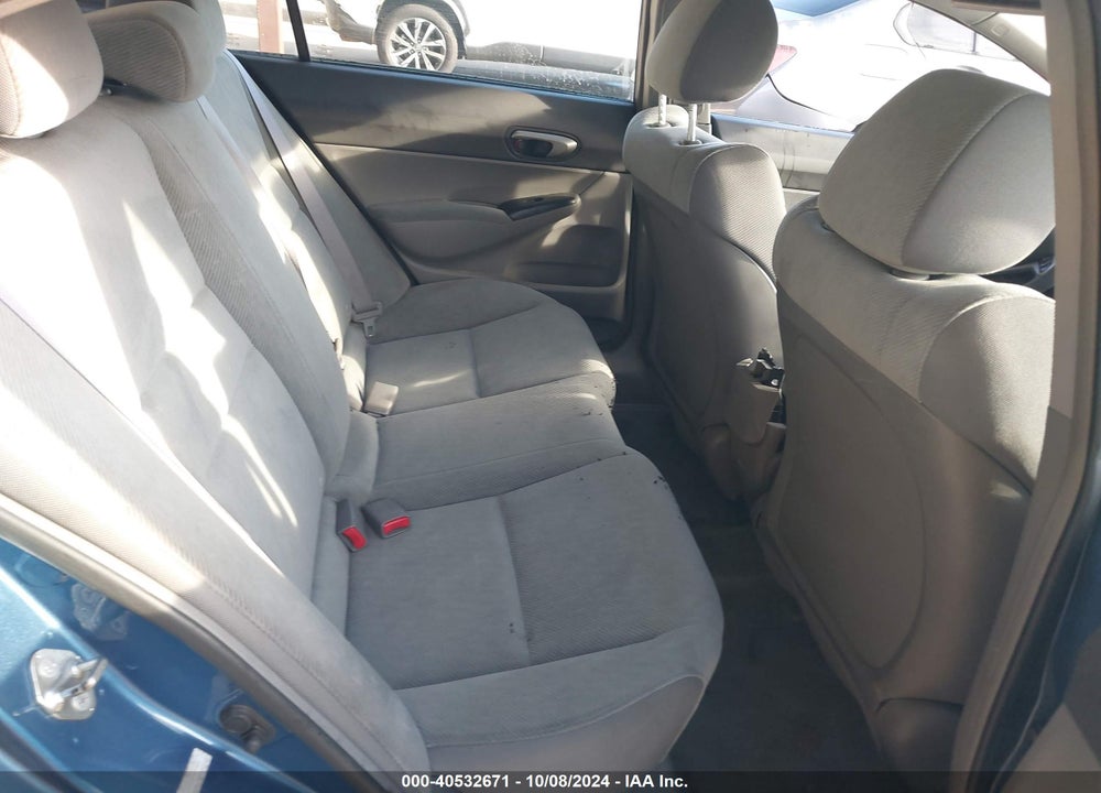 2011 HONDA CIVIC LX VIN: 2HGFA1F50BH529027
