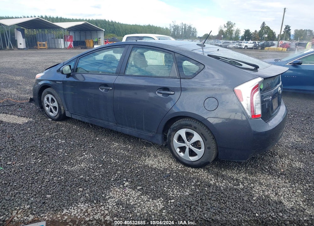 2013 TOYOTA PRIUS FOUR VIN: JTDKN3DU5D1707507