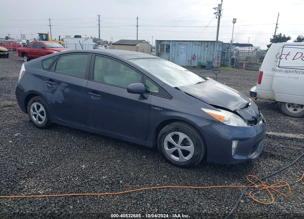 2013 TOYOTA PRIUS FOUR VIN: JTDKN3DU5D1707507