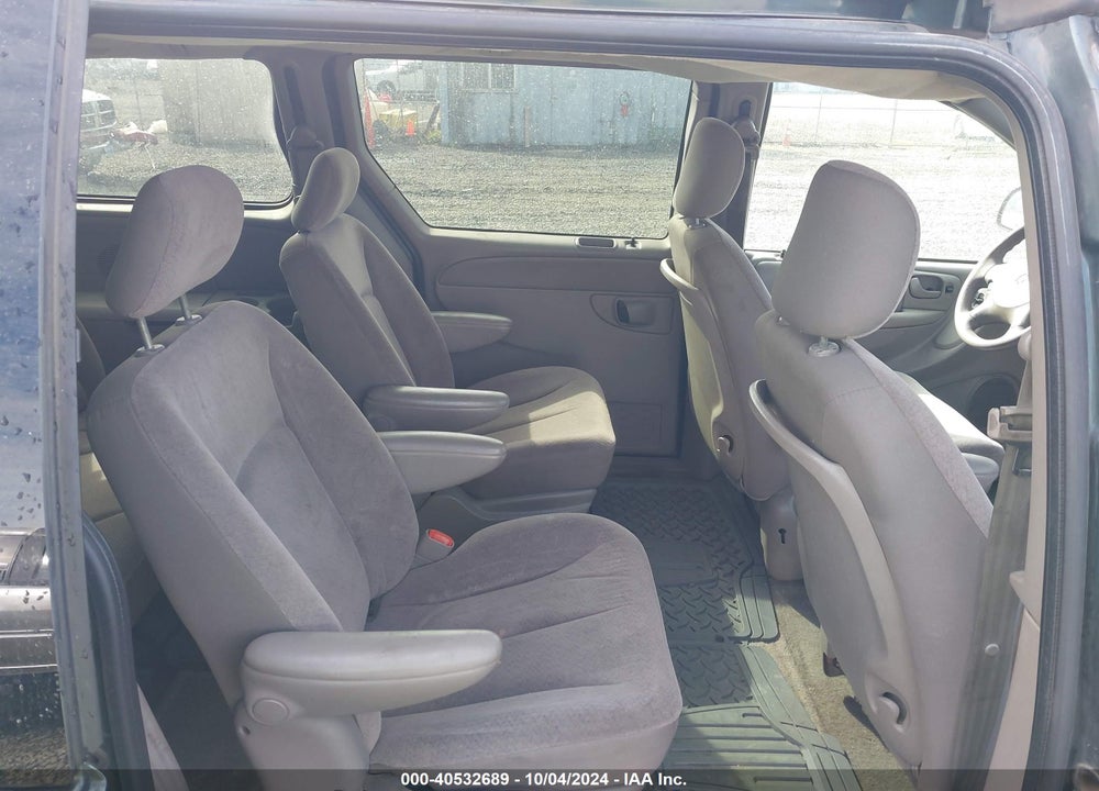 2002 DODGE GRAND CARAVAN SPORT VIN: 2B4GP44R42R511825