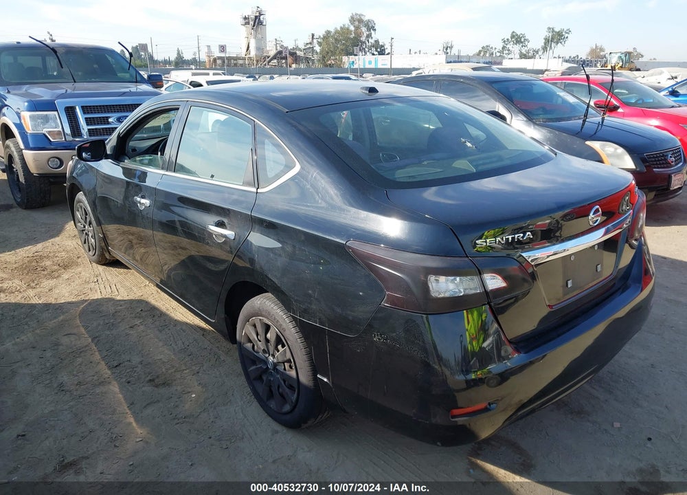 2015 NISSAN SENTRA SV VIN: 3N1AB7AP0FL681844