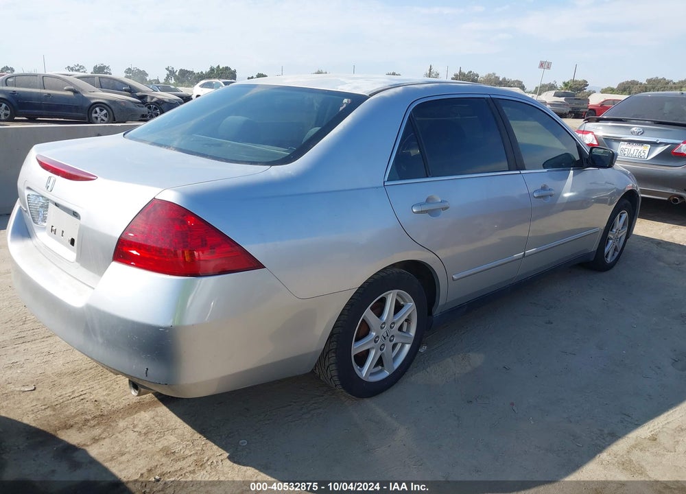 2007 HONDA ACCORD 2.4 LX VIN: JHMCM56437C000297