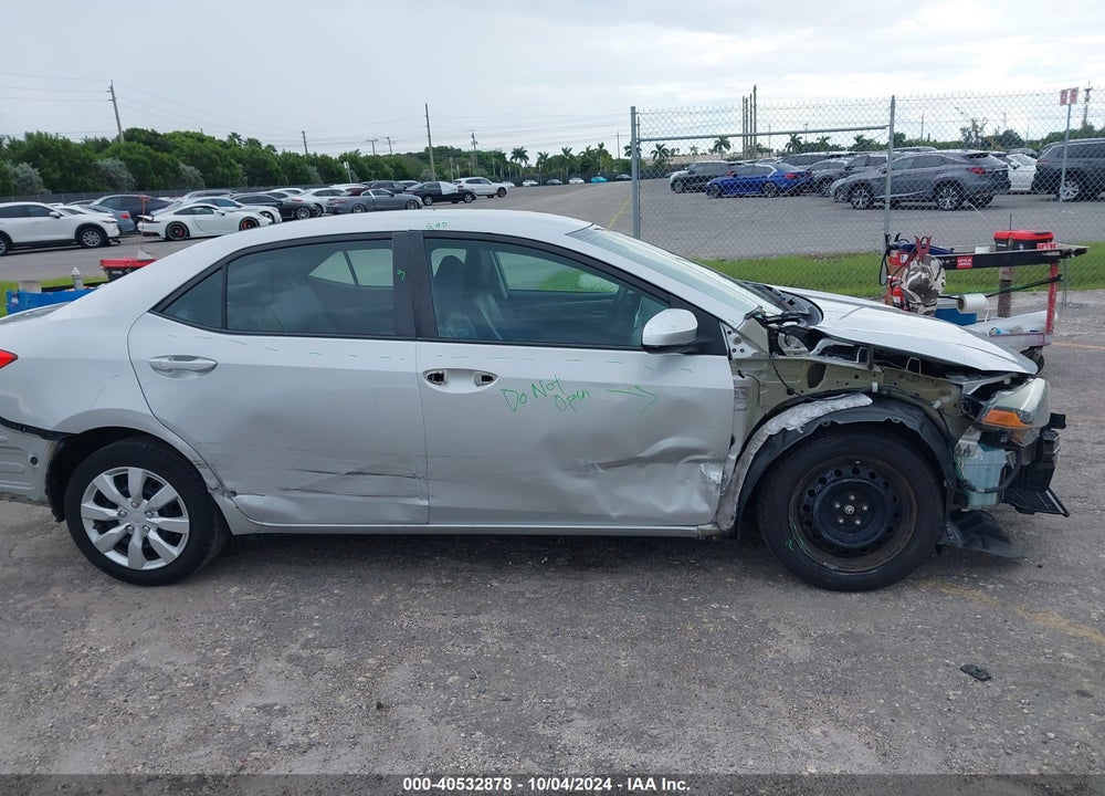 2017 TOYOTA COROLLA LE VIN: 5YFBURHE9HP662016