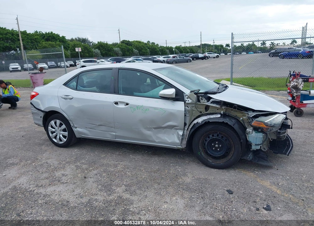 2017 TOYOTA COROLLA LE VIN: 5YFBURHE9HP662016