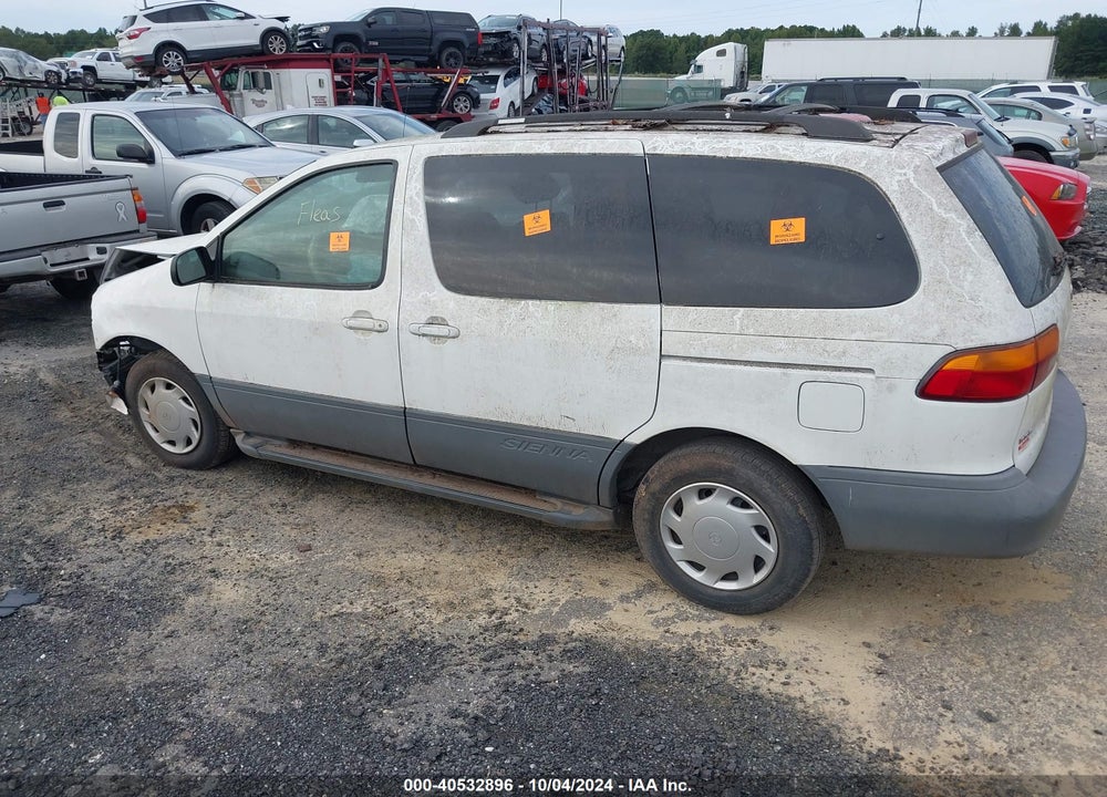 2000 TOYOTA SIENNA LE VIN: 4T3ZF13C0YU229108