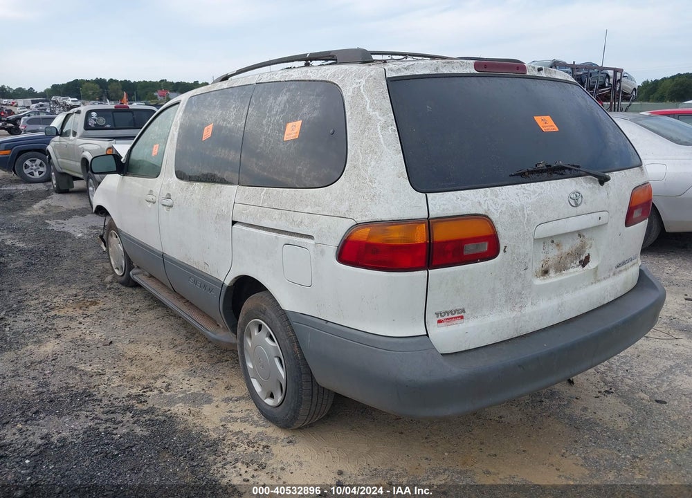 2000 TOYOTA SIENNA LE VIN: 4T3ZF13C0YU229108