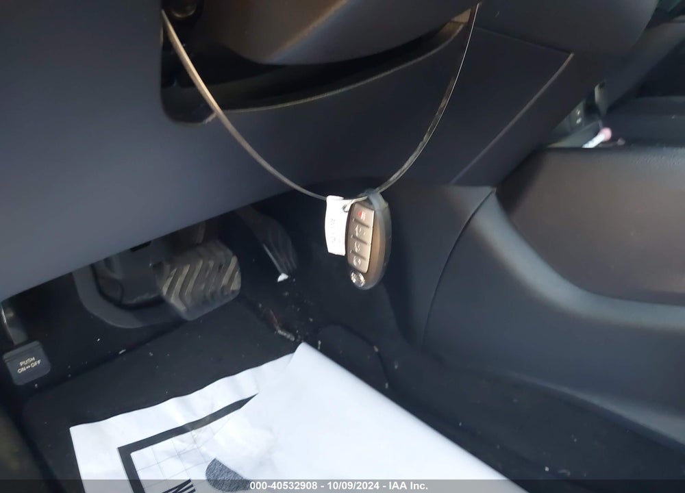 2017 NISSAN ROGUE SV VIN: JN8AT2MV8HW257756
