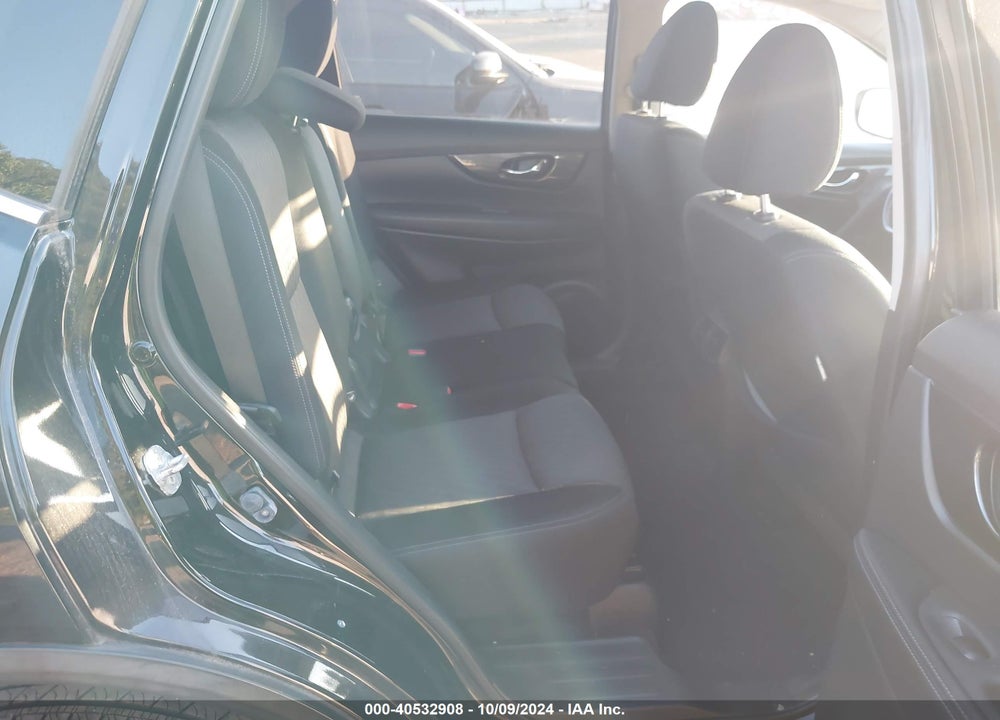 2017 NISSAN ROGUE SV VIN: JN8AT2MV8HW257756