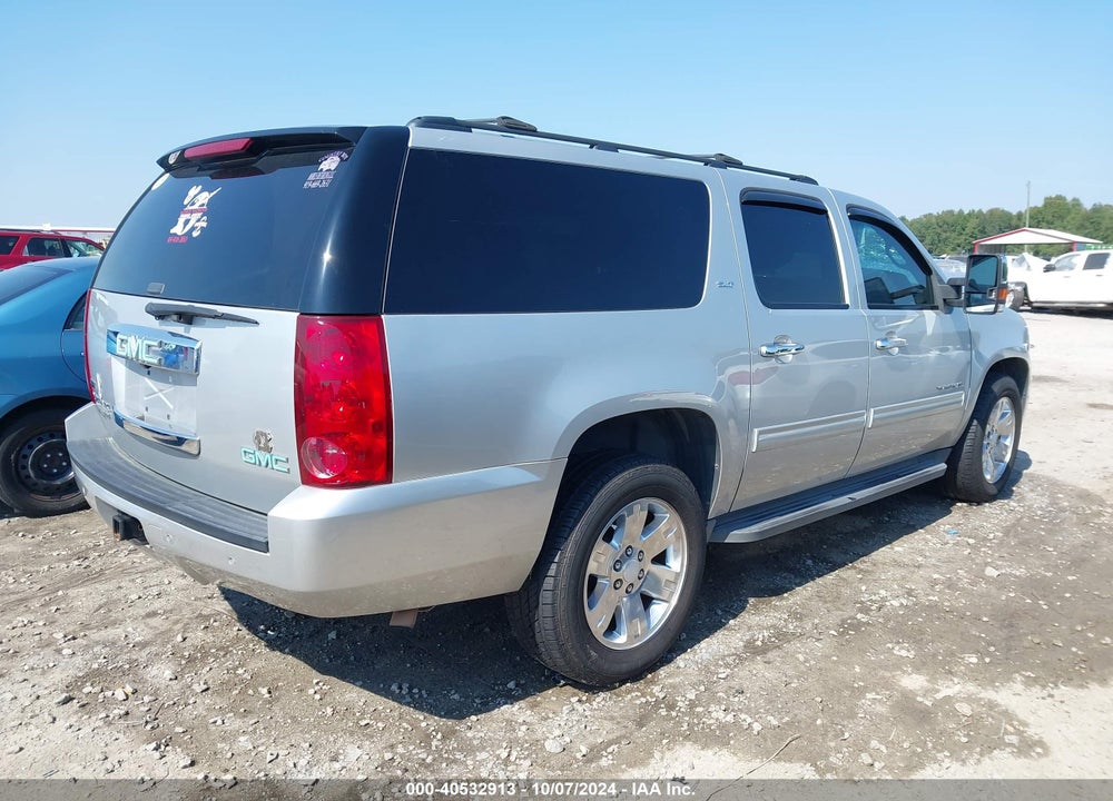 2011 GMC YUKON XL 1500 SLT VIN: 1GKS2KE39BR221083