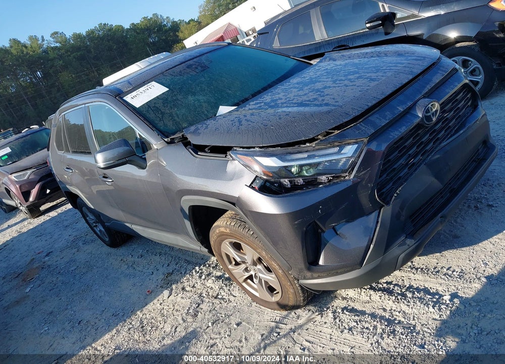2022 TOYOTA RAV4 XLE VIN: 2T3W1RFV6NC192592