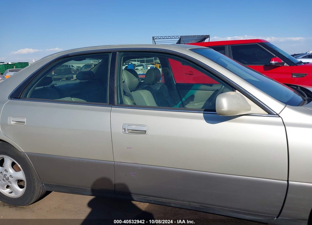 1997 LEXUS ES 300 VIN: JT8BF22G3V0025722