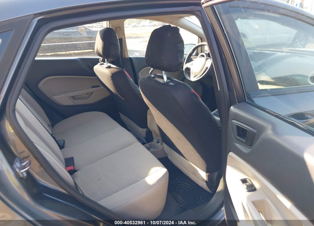 2018 FORD FIESTA SE VIN: 3FADP4BJ1JM131842
