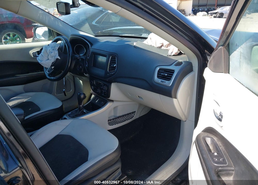 2019 JEEP COMPASS SUN AND WHEEL FWD VIN: 3C4NJCBB2KT668522