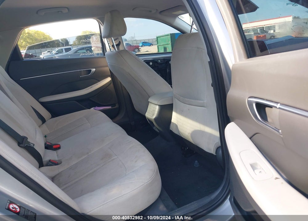 2023 HYUNDAI SONATA SEL VIN: KMHL64JA9PA303563