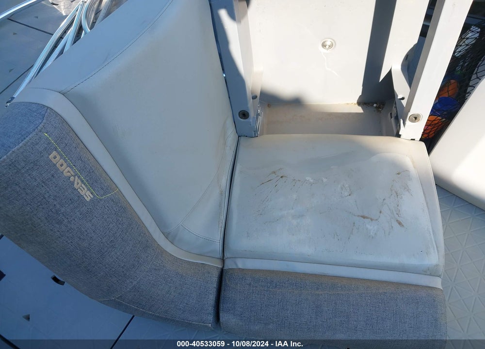 2023 SEA DOO BRP SWITCH PONTOON VIN: YDV11051I223