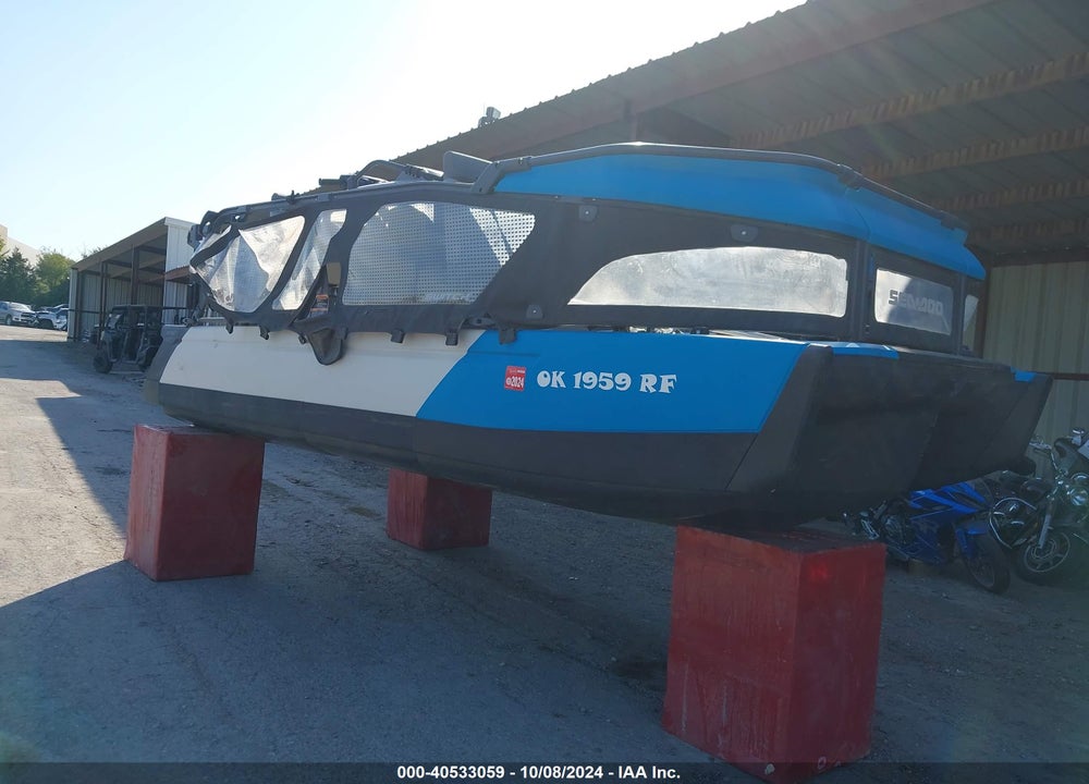 2023 SEA DOO BRP SWITCH PONTOON VIN: YDV11051I223
