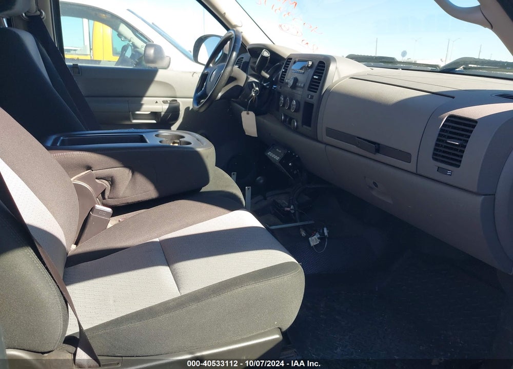 2009 GMC SIERRA 2500HD WORK TRUCK VIN: 1GTHK43K39F167867