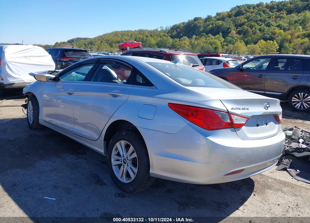2013 HYUNDAI SONATA GLS VIN: 5NPEB4AC0DH610103