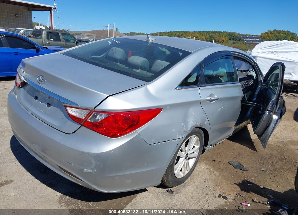 2013 HYUNDAI SONATA GLS VIN: 5NPEB4AC0DH610103