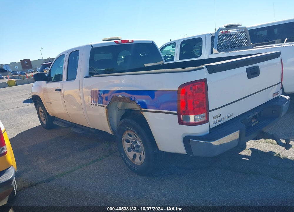 2011 GMC SIERRA 1500 WORK TRUCK VIN: 1GTR2TE31BZ268592