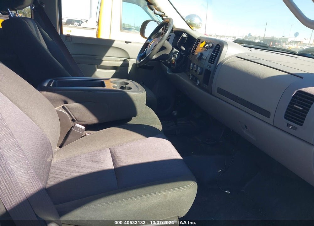 2011 GMC SIERRA 1500 WORK TRUCK VIN: 1GTR2TE31BZ268592