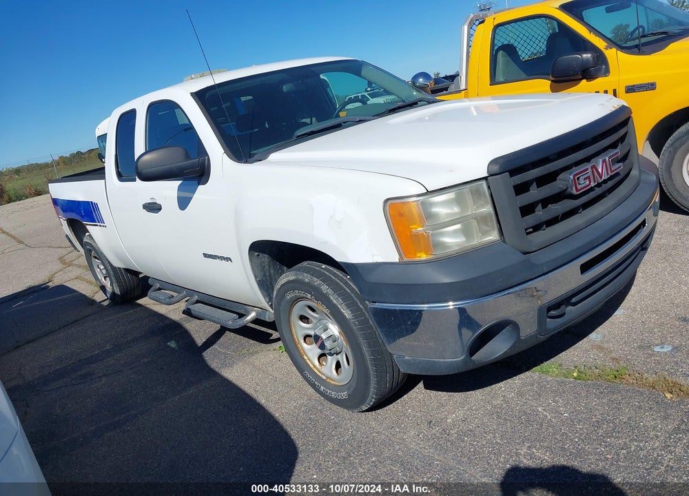 2011 GMC SIERRA 1500 WORK TRUCK VIN: 1GTR2TE31BZ268592