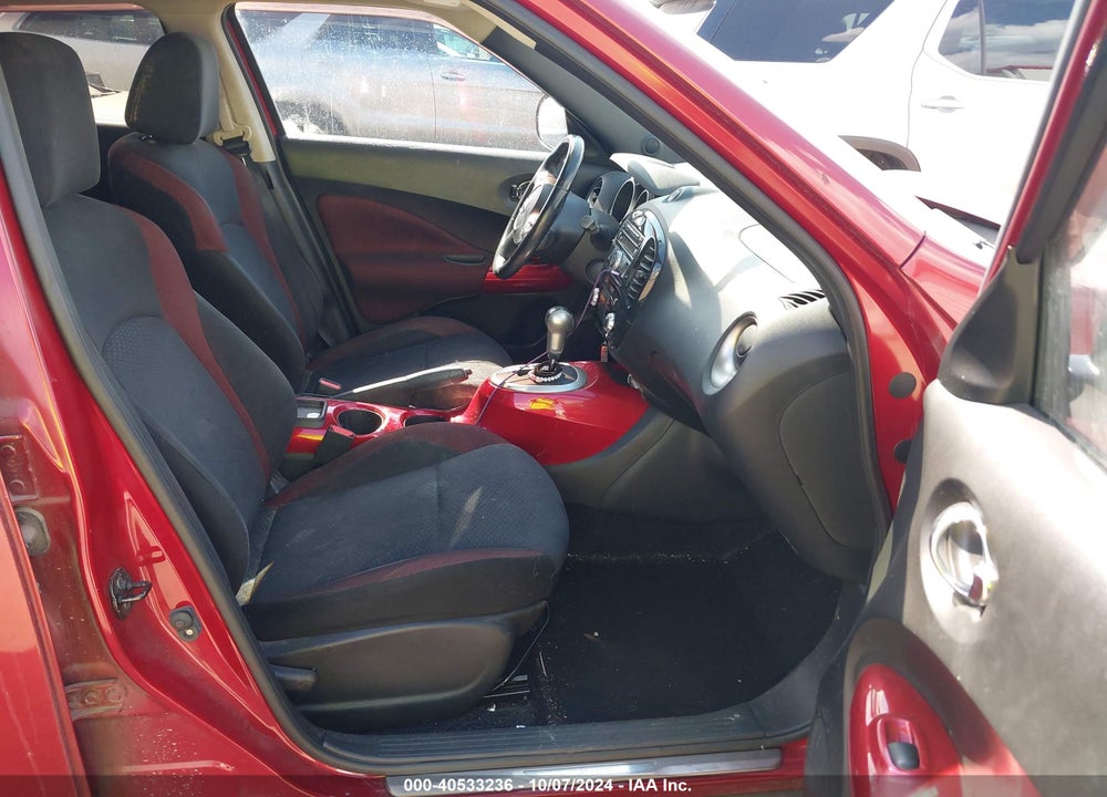 2011 NISSAN JUKE SV VIN: JN8AF5MR3BT012481