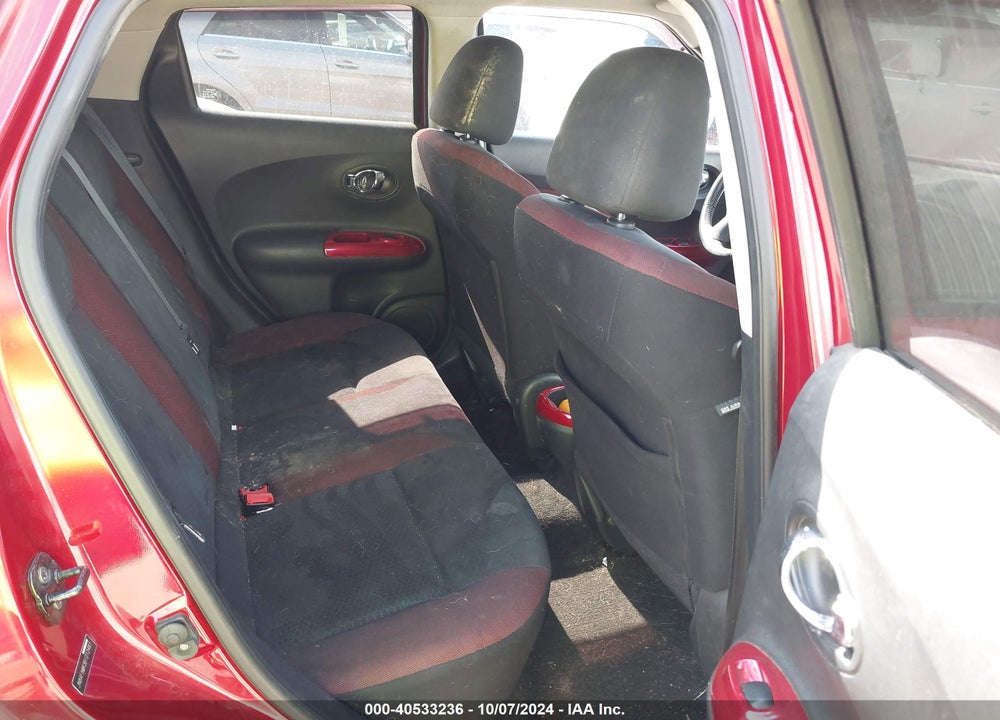 2011 NISSAN JUKE SV VIN: JN8AF5MR3BT012481