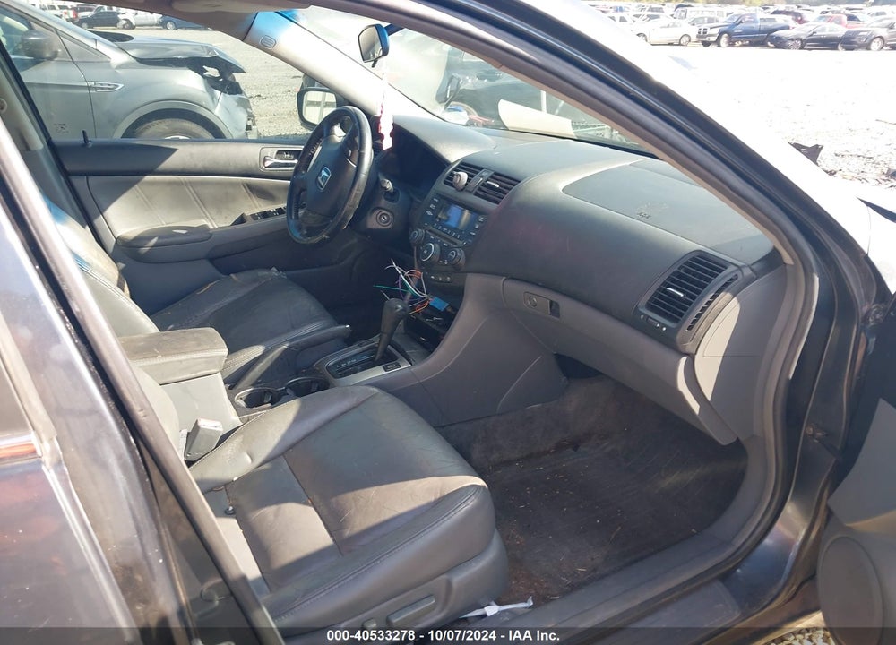 2006 HONDA ACCORD 3.0 EX VIN: 1HGCM66506A067855