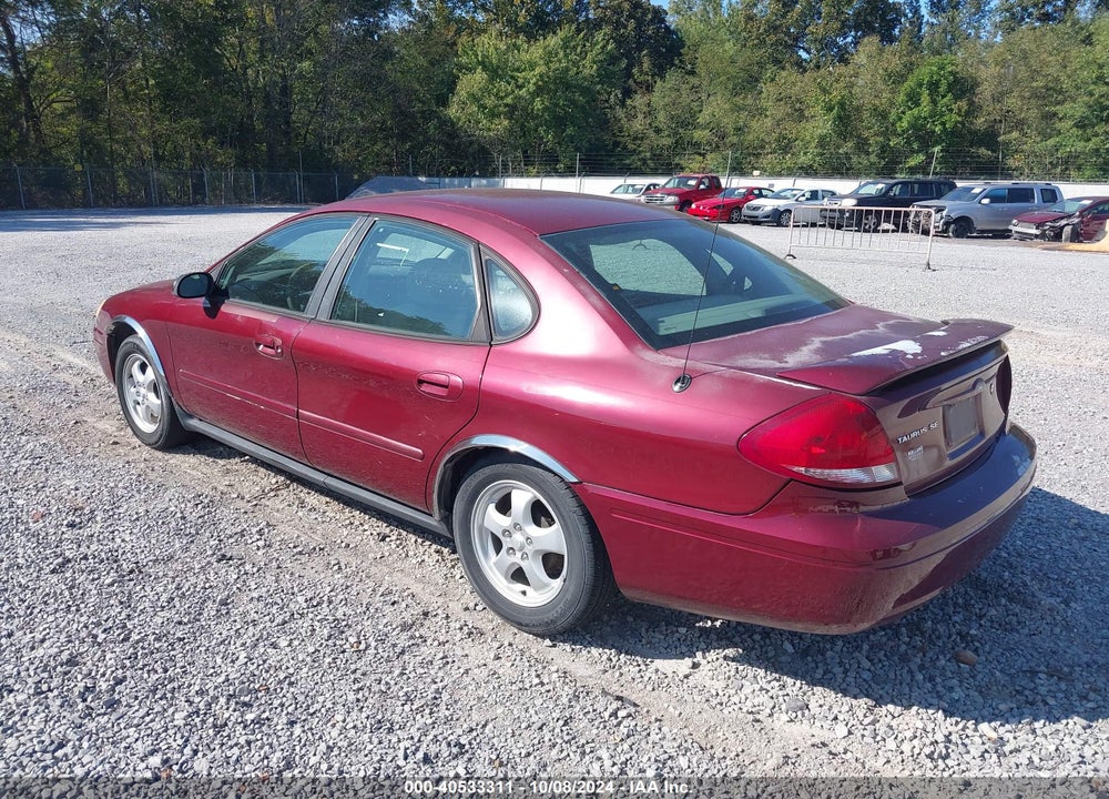 2005 FORD TAURUS SE VIN: 1FAFP53225A136587