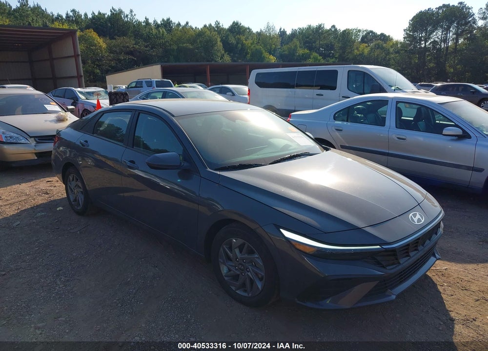 2024 HYUNDAI ELANTRA VIN: KMHLM4DG7RU639798