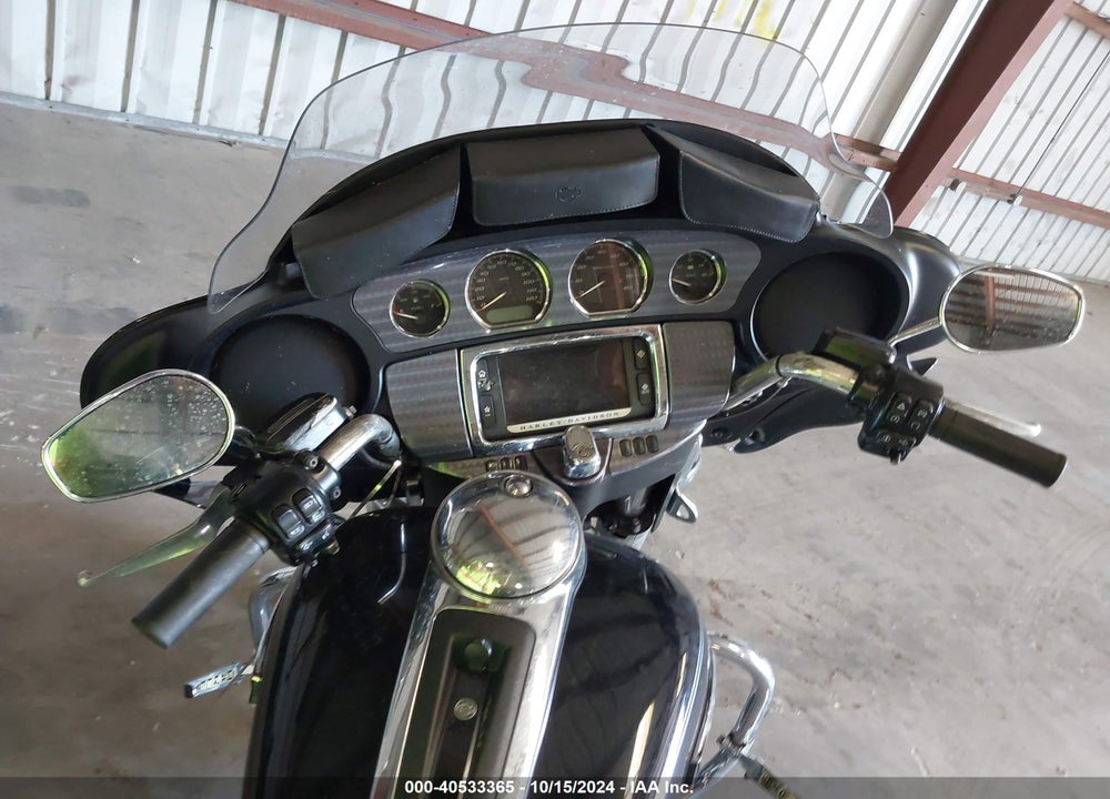 2015 HARLEY-DAVIDSON FLHTCU ULTRA CLASSIC ELECTRA GLD VIN: 1HD1FCM13FB697733