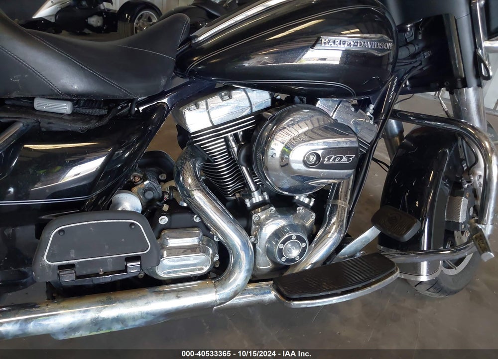 2015 HARLEY-DAVIDSON FLHTCU ULTRA CLASSIC ELECTRA GLD VIN: 1HD1FCM13FB697733