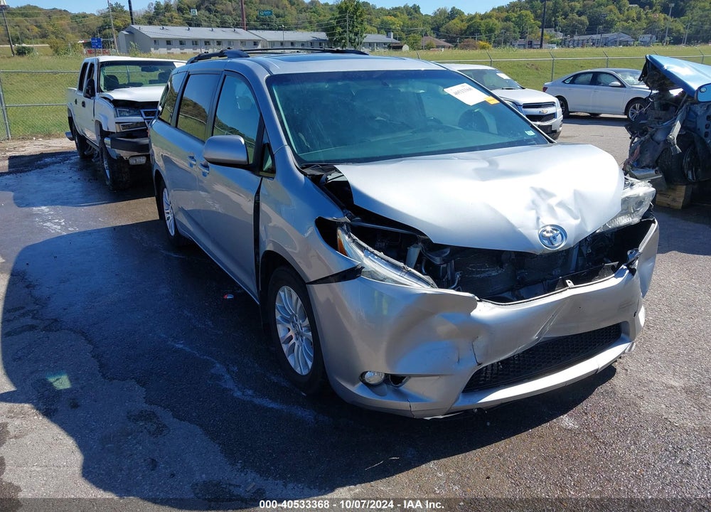 2015 TOYOTA SIENNA XLE 8 PASSENGER VIN: 5TDYK3DCXFS602476