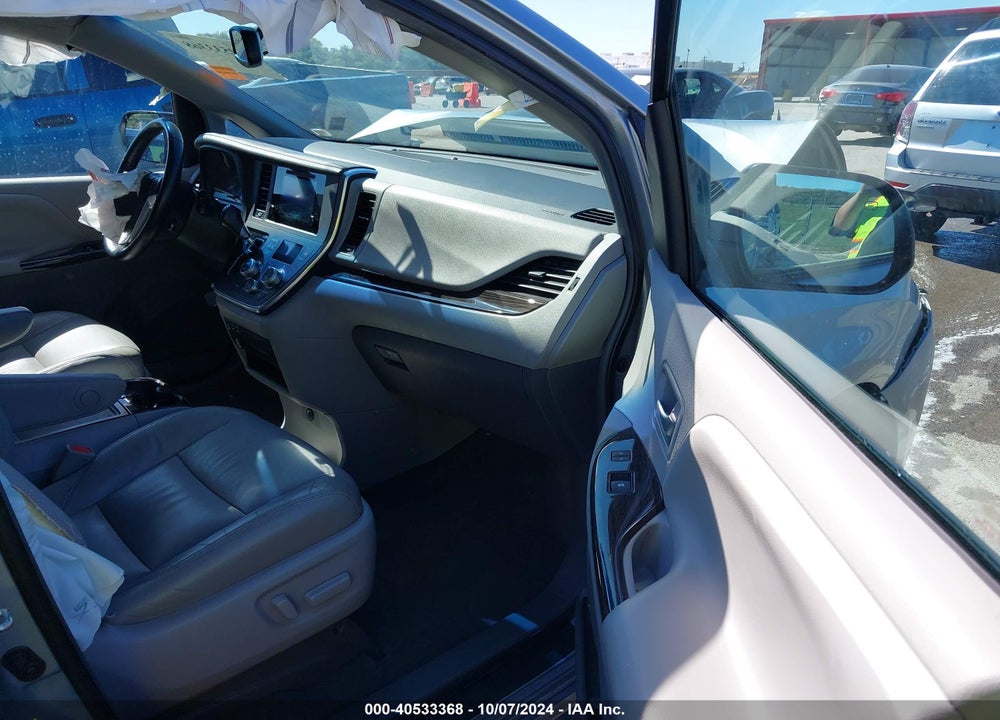 2015 TOYOTA SIENNA XLE 8 PASSENGER VIN: 5TDYK3DCXFS602476