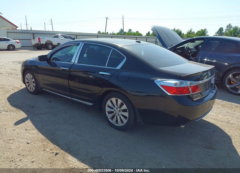 2013 HONDA ACCORD TOURING VIN: 1HGCR3F95DA007831