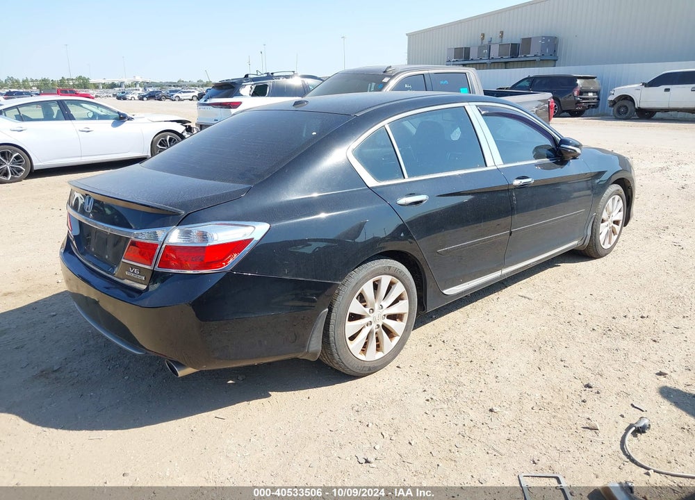 2013 HONDA ACCORD TOURING VIN: 1HGCR3F95DA007831
