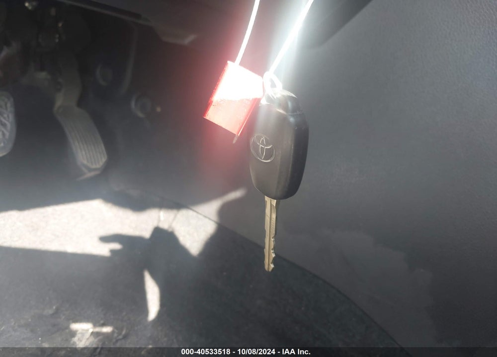 2019 TOYOTA HIGHLANDER LE VIN: 5TDBZRFH2KS937691