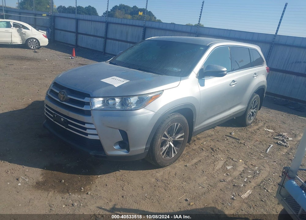 2019 TOYOTA HIGHLANDER LE VIN: 5TDBZRFH2KS937691