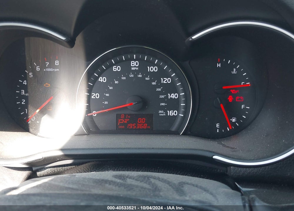 2014 KIA SORENTO LX VIN: 5XYKTCA68EG496932