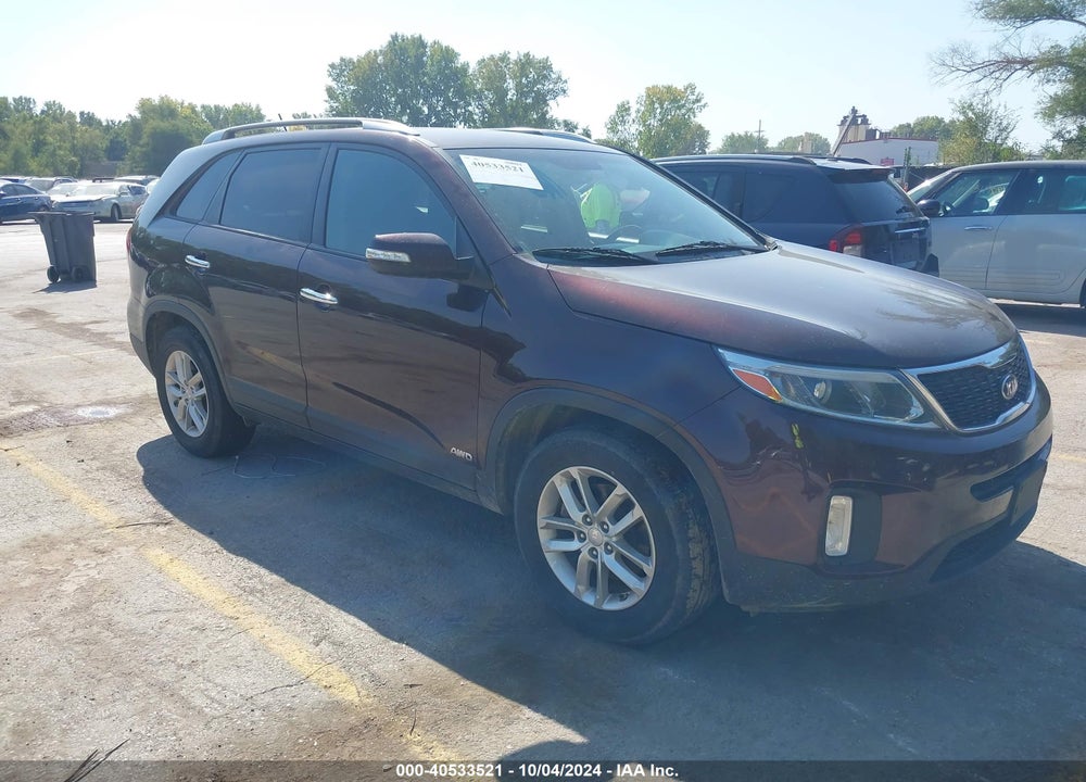 2014 KIA SORENTO LX VIN: 5XYKTCA68EG496932