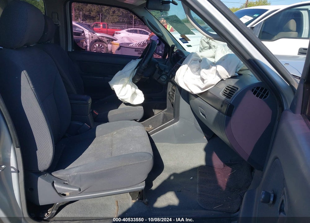 2002 NISSAN FRONTIER XE VIN: 1N6DD26S12C396593