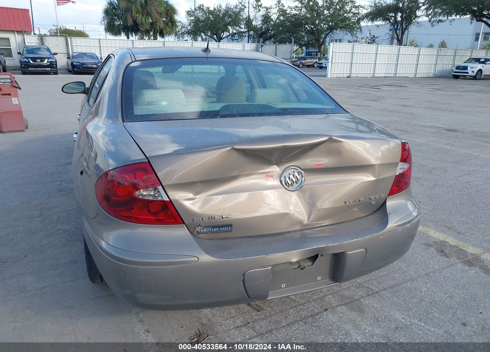 2007 BUICK LACROSSE CX VIN: 2G4WC582571116437