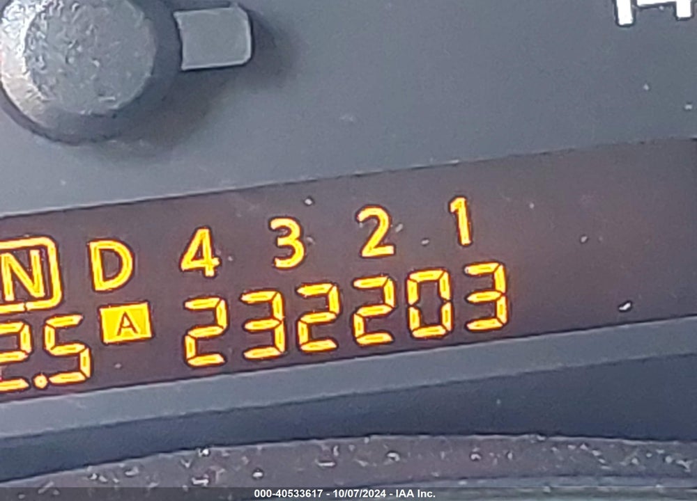 2007 NISSAN TITAN SE VIN: 1N6BA06A47N240183
