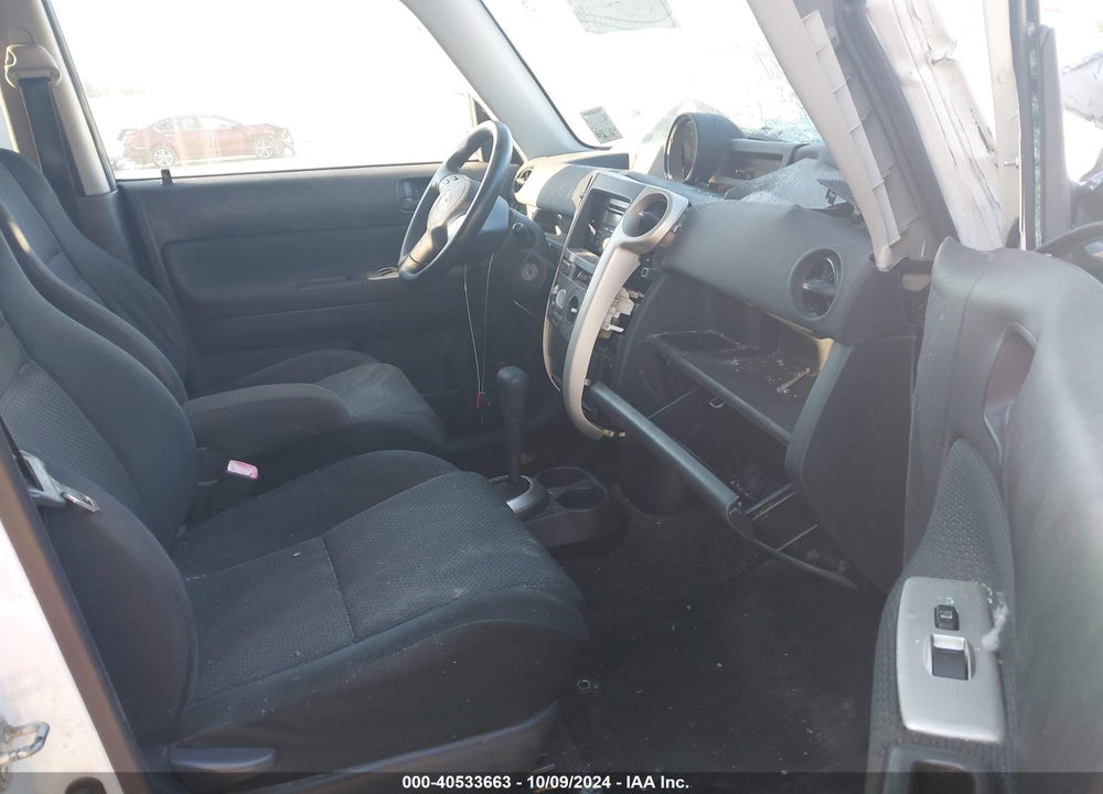 2006 SCION XB VIN: JTLKT324664104922