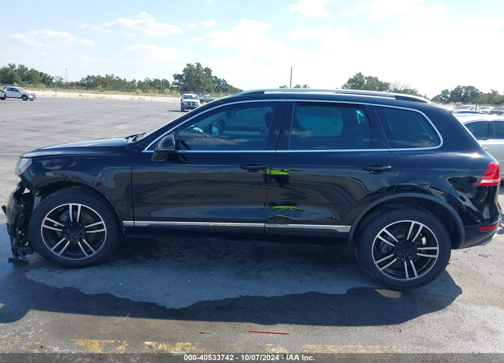 2011 VOLKSWAGEN TOUAREG TDI SPORT VIN: WVGFK9BP0BD007377
