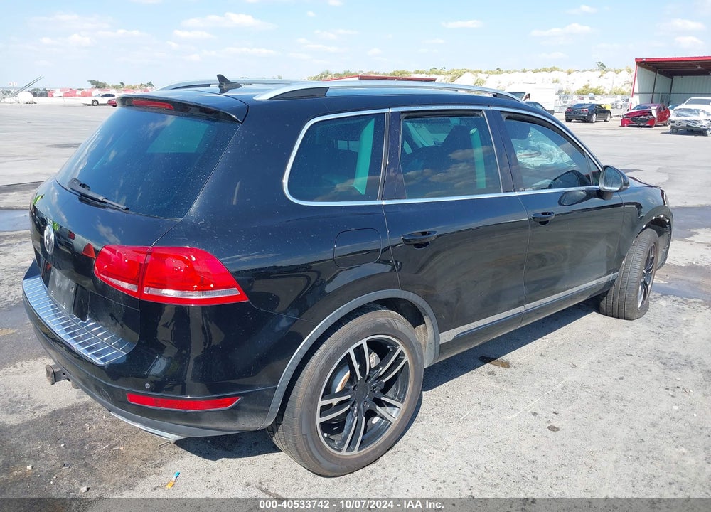 2011 VOLKSWAGEN TOUAREG TDI SPORT VIN: WVGFK9BP0BD007377